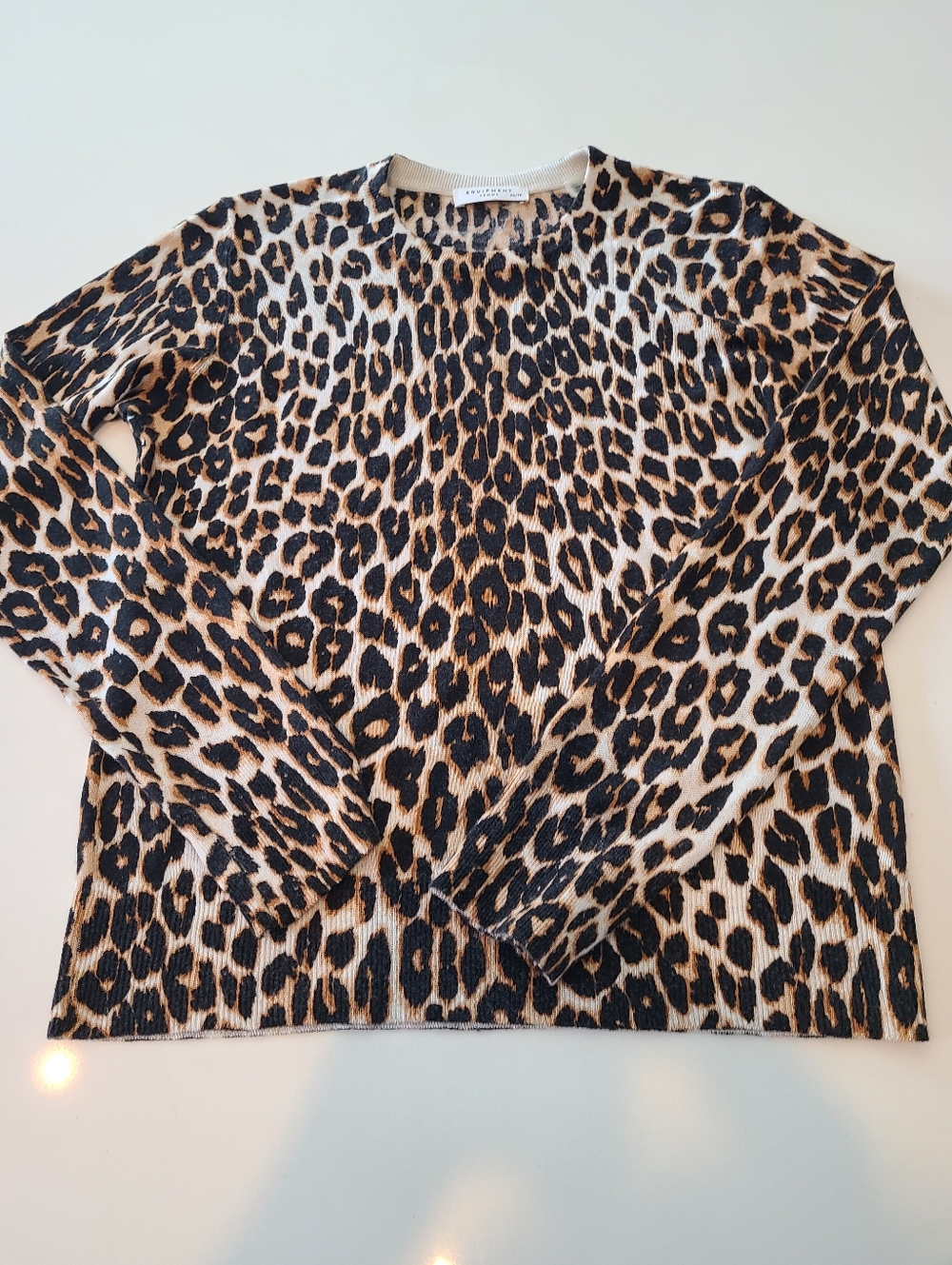 Equipment Femme Animal Print Long Sleeve Sweater in Size XS